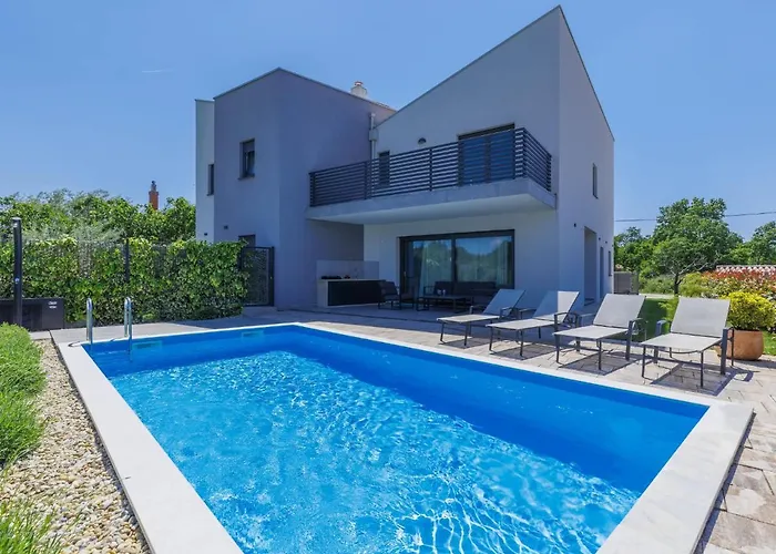 Holiday Home Villa Isabela - Prc423 By Interhome